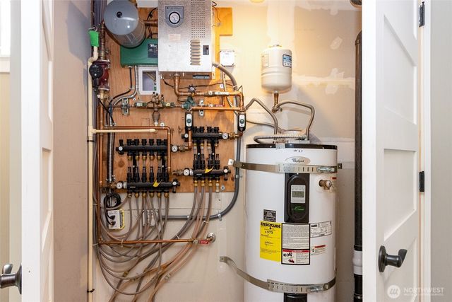 7610 4th Street SE, Lake Stevens, WA 98258