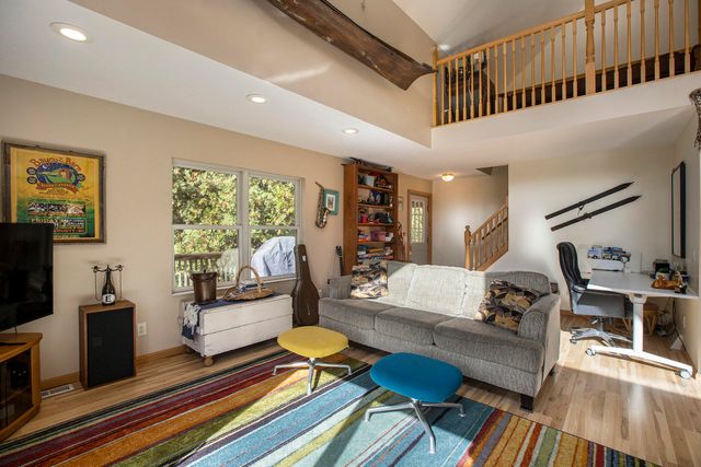 11241 Somers Lane, Honor, MI 49640