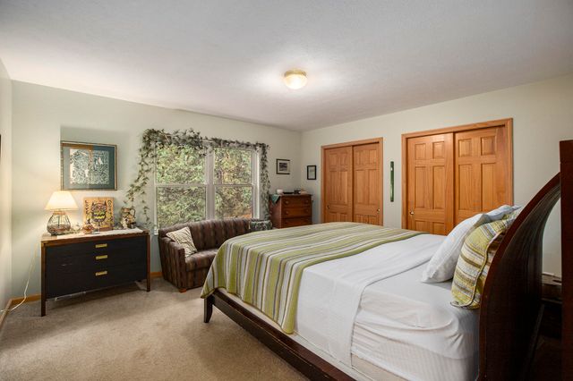 11241 Somers Lane, Honor, MI 49640