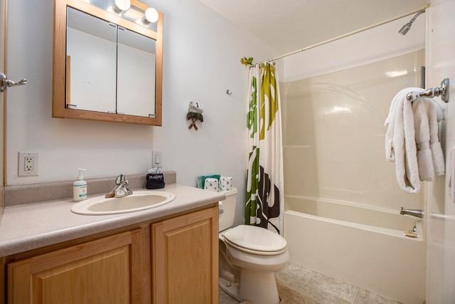 11241 Somers Lane, Honor, MI 49640