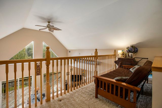 11241 Somers Lane, Honor, MI 49640