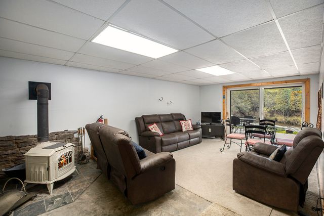 11241 Somers Lane, Honor, MI 49640