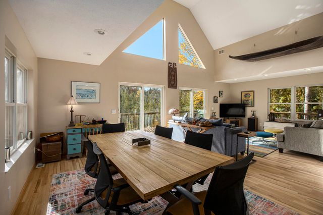 11241 Somers Lane, Honor, MI 49640