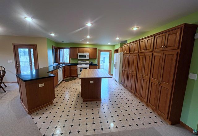 502 Spring Creek Cr, Unknown, WI 53913