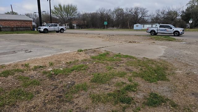 210 NE 2nd Street, Kerens, TX 75144