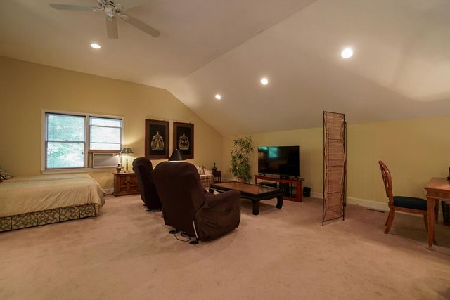 244 E Lapidary Lane, Young Harris, GA 30582