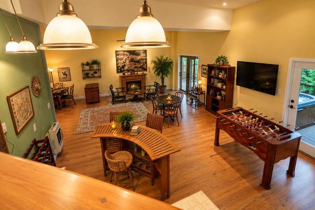 244 E Lapidary Lane, Young Harris, GA 30582