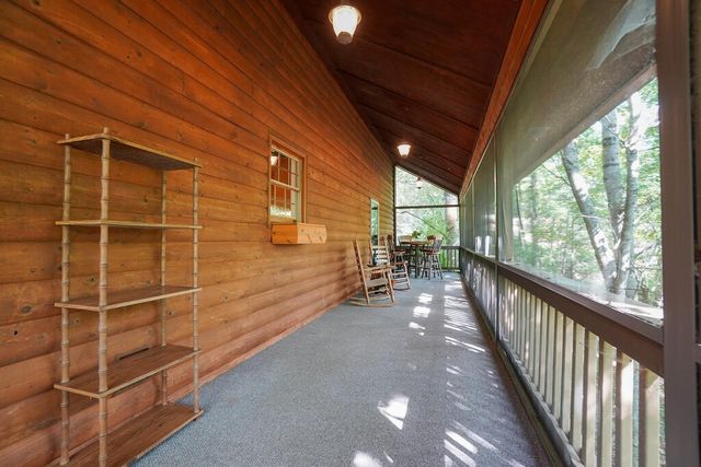 244 E Lapidary Lane, Young Harris, GA 30582