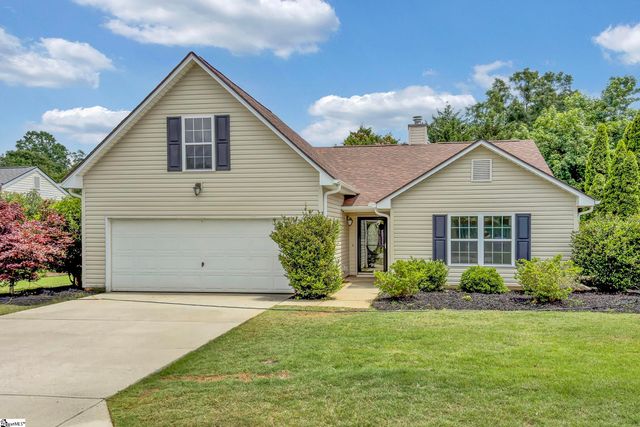 4 Raleigh Court, Simpsonville, SC 29681
