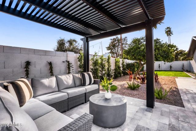 8590 E Via De Dorado --, Scottsdale, AZ 85258