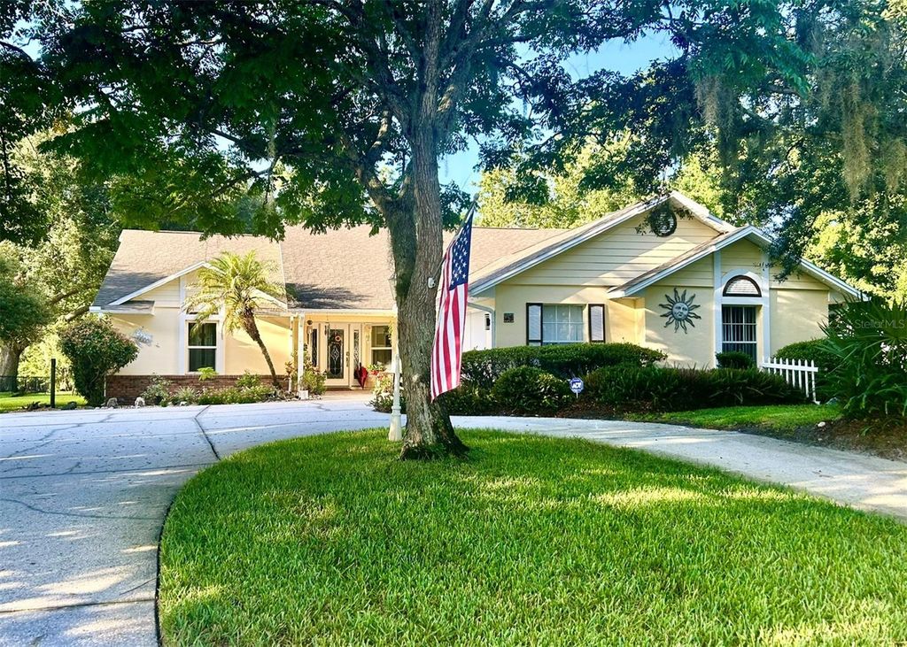 6590 BAY SHORE DRIVE, St Cloud, FL 34771