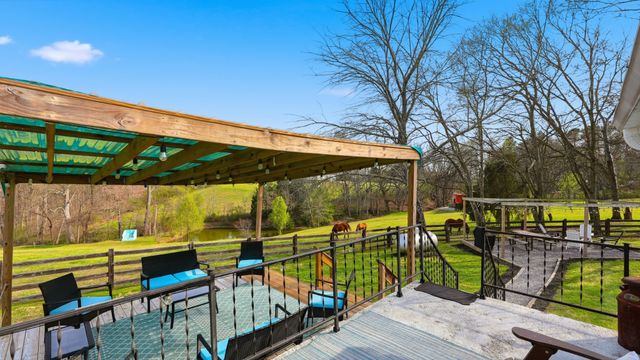 2830 Lockertsville Rd, Ashland City, TN 37015