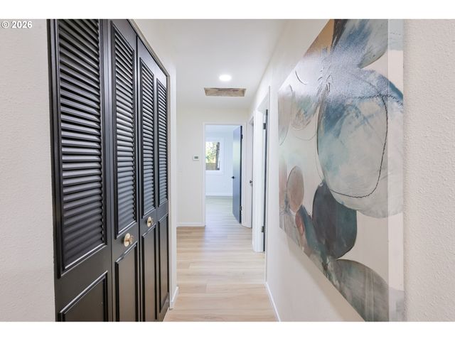 2750 Nw MEHAMA Ct, Portland, OR 97229
