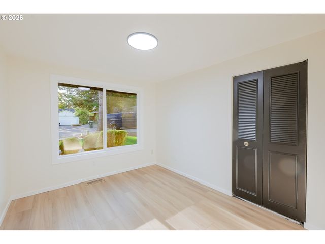 2750 Nw MEHAMA Ct, Portland, OR 97229