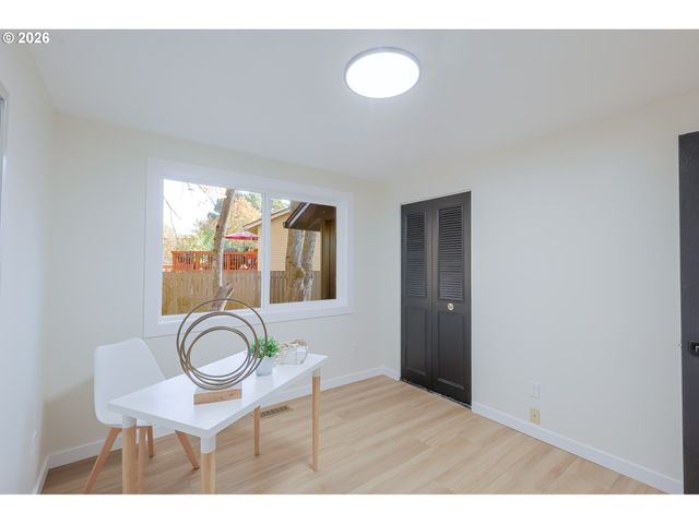 2750 Nw MEHAMA Ct, Portland, OR 97229