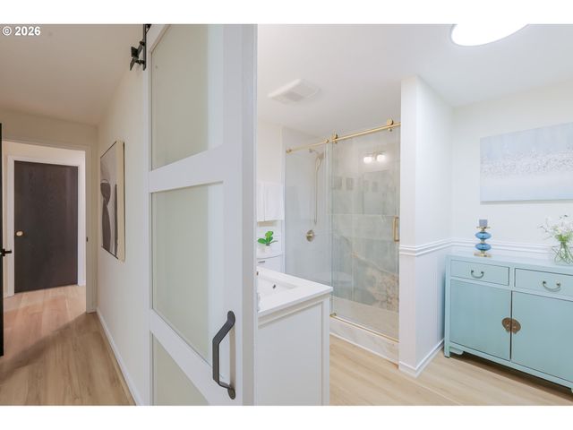2750 Nw MEHAMA Ct, Portland, OR 97229