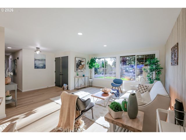 2750 Nw MEHAMA Ct, Portland, OR 97229