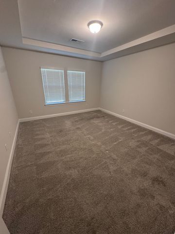 1068 Holland Ridge Way, Lebanon, TN 37090