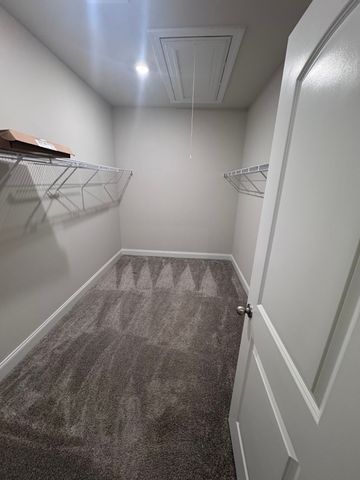 1068 Holland Ridge Way, Lebanon, TN 37090