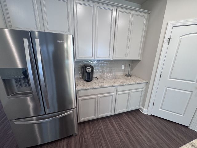 1068 Holland Ridge Way, Lebanon, TN 37090