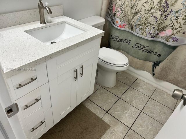 815 SW 30th St J, Fort Lauderdale, FL 33315