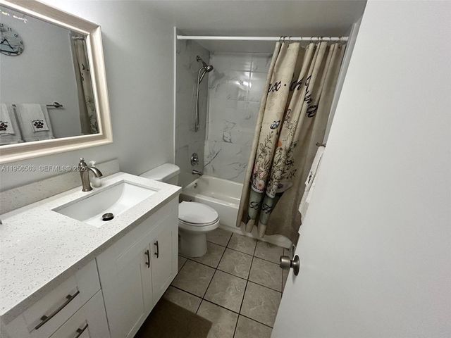 815 SW 30th St J, Fort Lauderdale, FL 33315