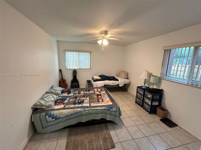 815 SW 30th St J, Fort Lauderdale, FL 33315