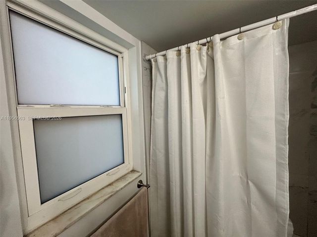 815 SW 30th St J, Fort Lauderdale, FL 33315