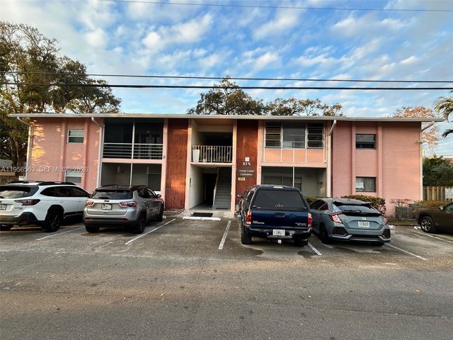 815 SW 30th St J, Fort Lauderdale, FL 33315