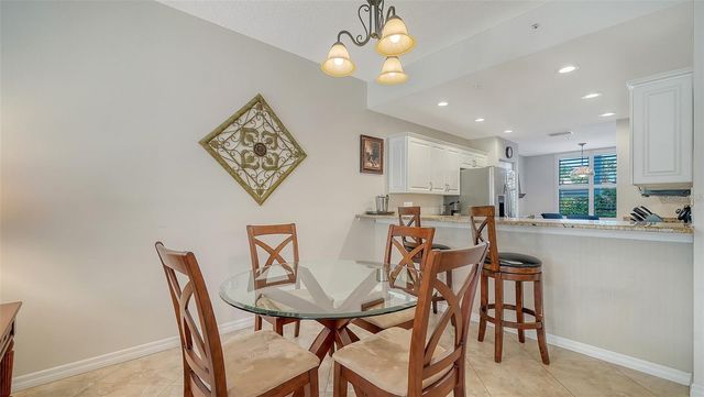 4655 TOWER HILL LANE 2414, Sarasota, FL 34238