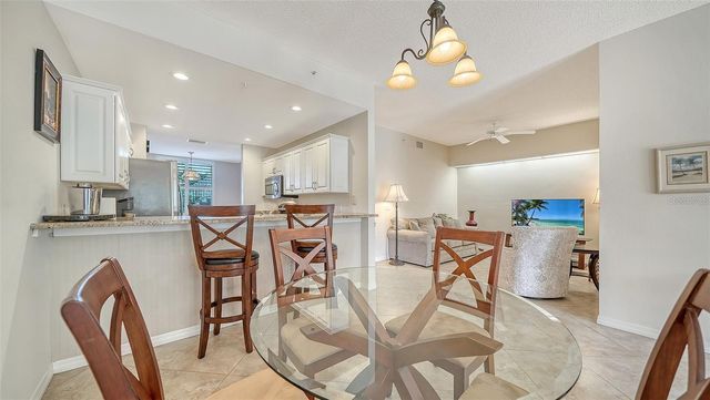 4655 TOWER HILL LANE 2414, Sarasota, FL 34238