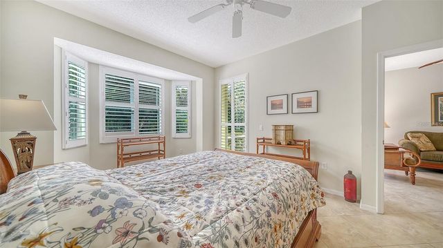 4655 TOWER HILL LANE 2414, Sarasota, FL 34238