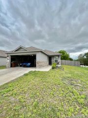 7404 elm trail, San Antonio, TX 78244