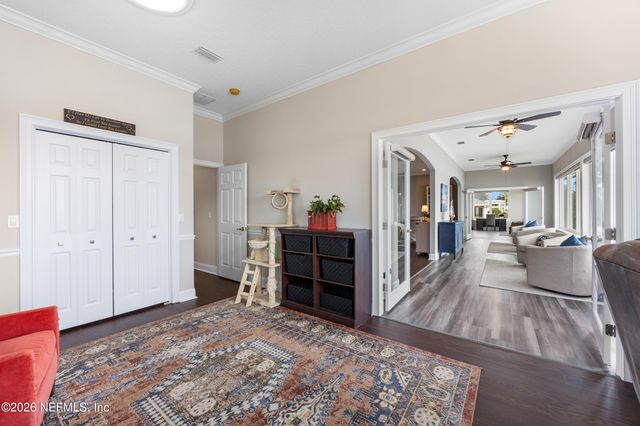 7156 RAMOTH Drive, Jacksonville, FL 32226