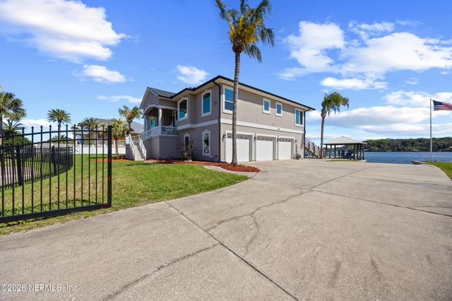 7156 RAMOTH Drive, Jacksonville, FL 32226