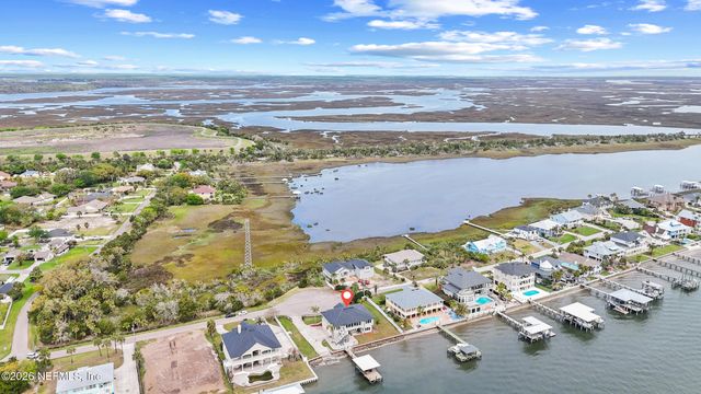 7156 RAMOTH Drive, Jacksonville, FL 32226