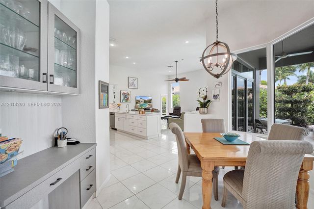 1640 Island Way, Weston, FL 33326
