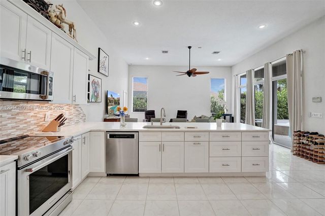 1640 Island Way, Weston, FL 33326