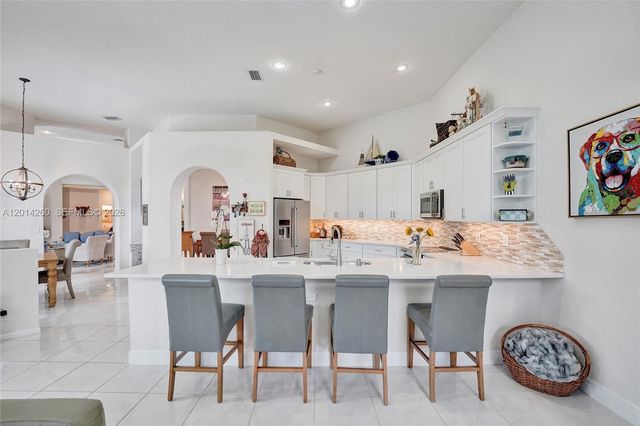 1640 Island Way, Weston, FL 33326