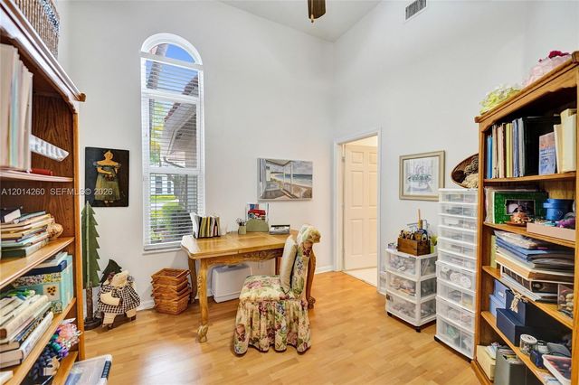 1640 Island Way, Weston, FL 33326