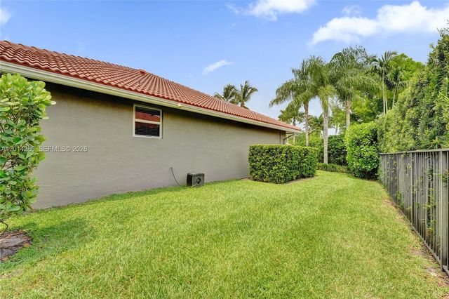 1640 Island Way, Weston, FL 33326