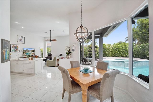 1640 Island Way, Weston, FL 33326