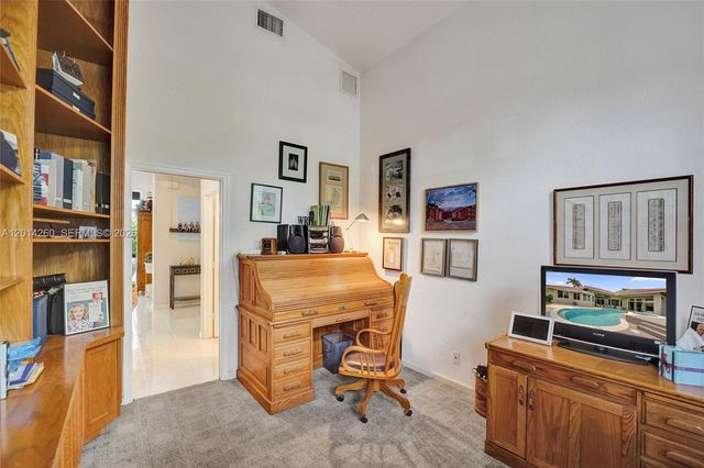 1640 Island Way, Weston, FL 33326