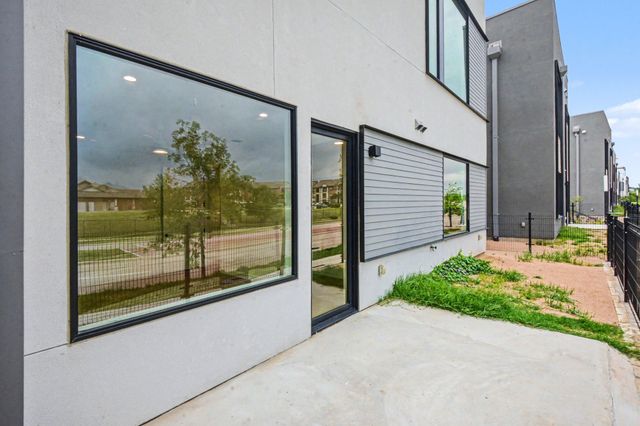 1111 Raiford Road 121, Carrollton, TX 75007