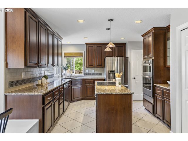 7101 Sw GLENWOOD Ct, Wilsonville, OR 97070