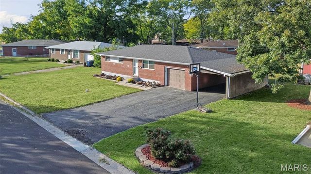 730 Homm Street, Bethalto, IL 62010