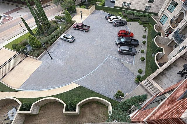 5005 Hidalgo Street 601, Houston, TX 77056