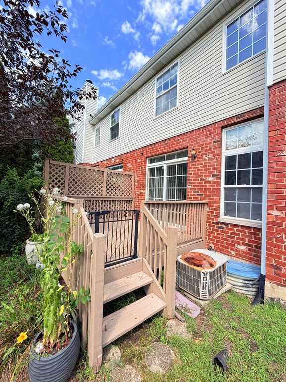 541 GOODWIN Drive, Bolingbrook, IL 60440 — photo 5