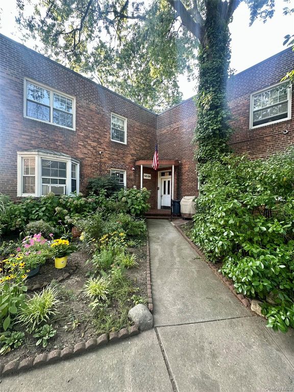 14104 77th Avenue 75E, Flushing, NY 11367