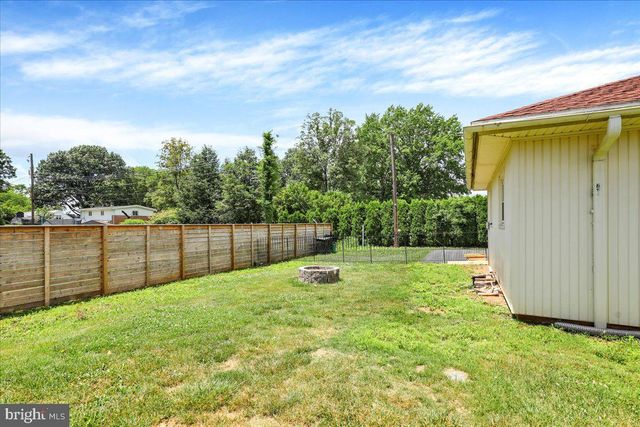 1601 OAK ST, Lebanon, PA 17042
